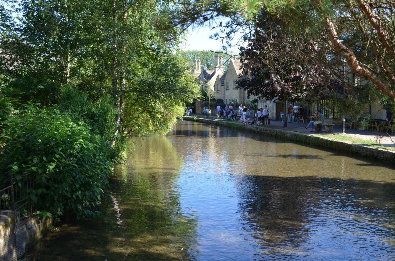 Roman Villa Bourton-on-the-Water Exteriör bild